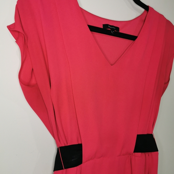 Cute Pink Dress - Picture 3 of 4